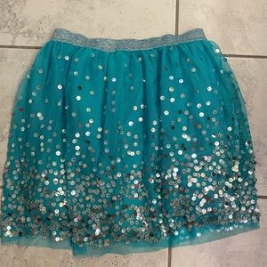 Sequin layered skirt. ✨